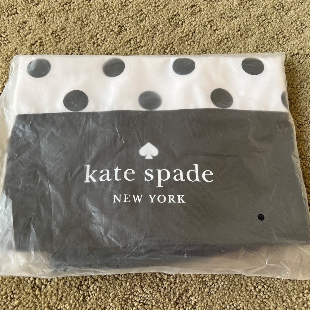 KATE SPADE LARGE CANVAS/NYLON TOTE WHITE BLACK DOT NEW in plastic - Picture 2 of 10